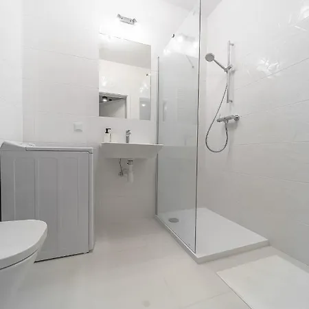 Cozy And Spacious-golden Apartment-city Center&s42